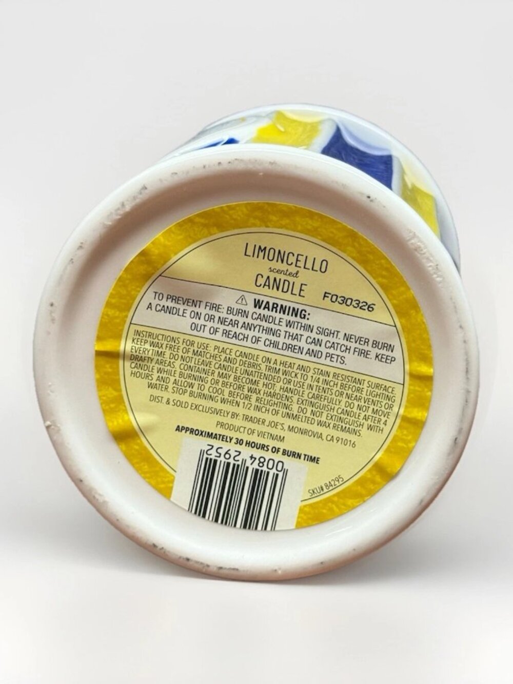 🆕Trader Joe's Limoncello Scented Candle in Ceramic Jar with Lid Limited - Picture 3 of 6